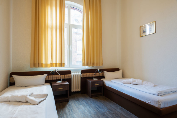 Best offers for Queen S Garden Hotel Charlottenburg