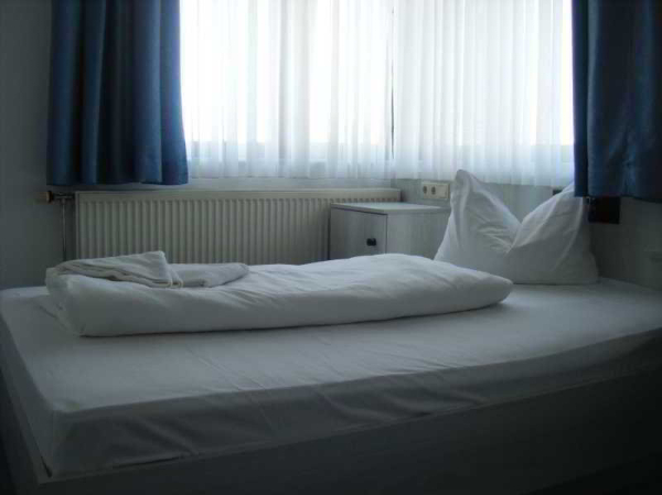 Best offers for Central Hotel Tegel Charlottenburg