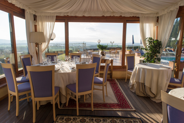 أفضل العروض ل رليس فيلا بتريشيو كورتونا