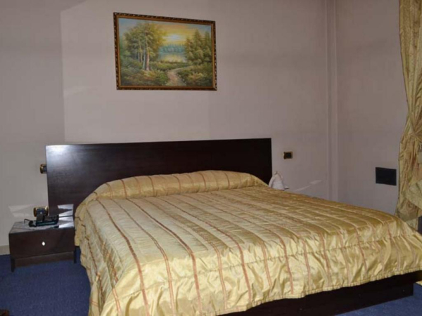 Best offers for Smeraldi Korce