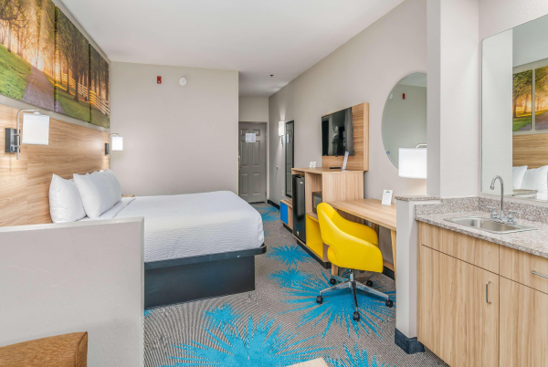 Best offers for Days Inn & Suites By Wyndham Prattville-Montgomery Prattville
