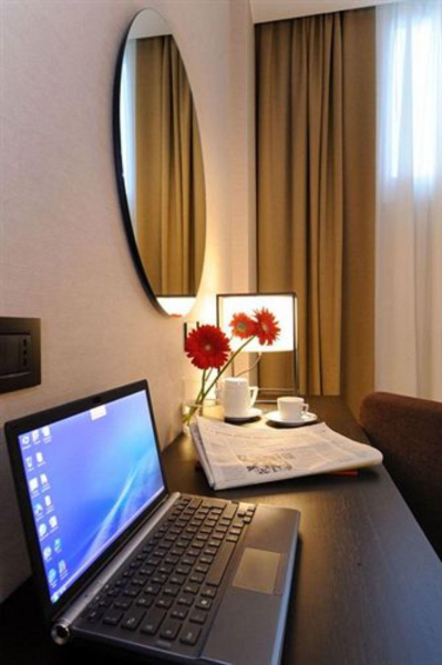 Best offers for H2c Hotel Milanofiori Milan