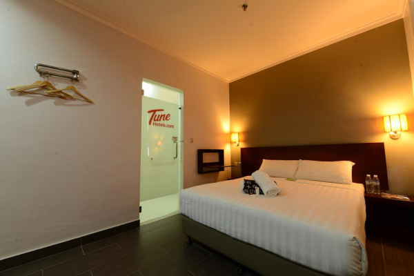 Best offers for Tune Hotel - Waterfront Kuching Kuching