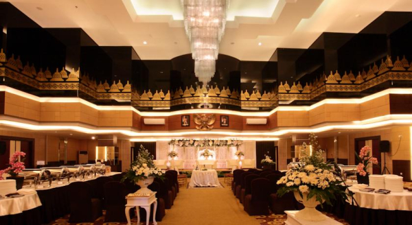 أفضل العروض ل فندق تجوكرو كلاتن كلاتن