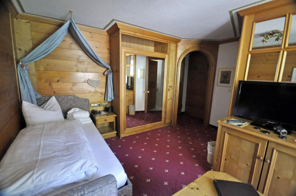 أفضل العروض ل فندق البين  وبيرستدورف باد هينديلانج