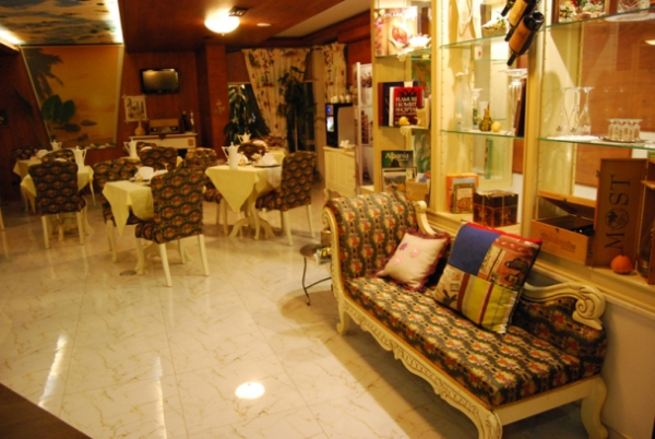 Best offers for 2 Kitarrat Durres 