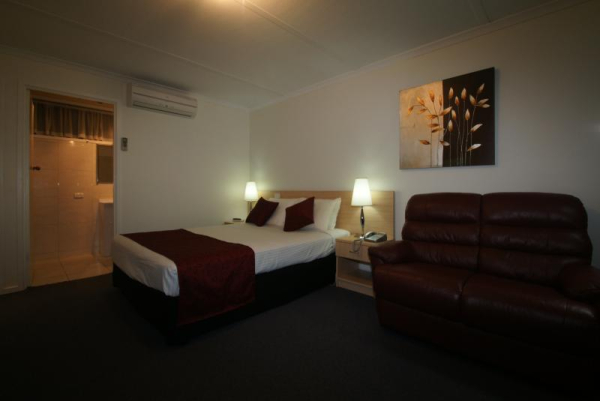 Best offers for Edinburgh Motor Inn Shepparton