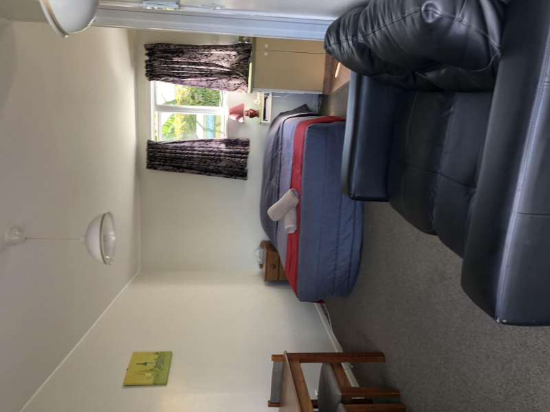 أفضل العروض ل سبانيش لادي موتيل نابير 