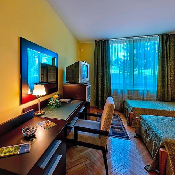 أفضل العروض ل  زلاتيبور 