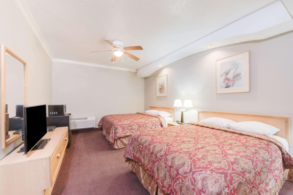 أفضل العروض ل Knights Inn Van Horn فان هورن 