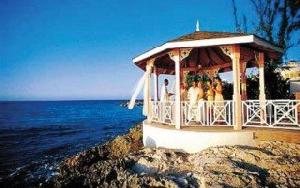 Superfun Beach Resort & Spa