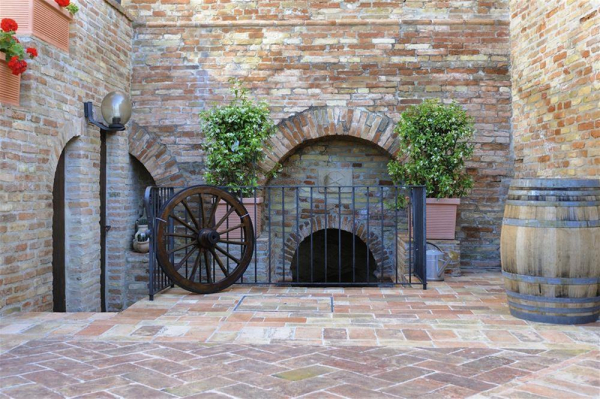 أفضل العروض ل البرجو ديفاصو بورجو مونتماججىور ريميني