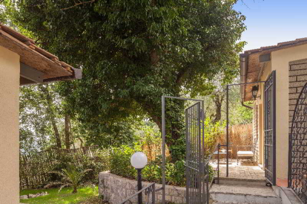 أفضل العروض ل رليس جىا شاطى نابولى