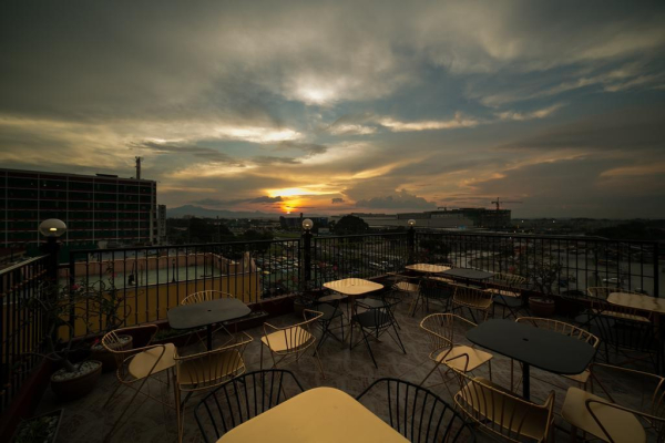 Best offers for 950 Condotel Angeles 