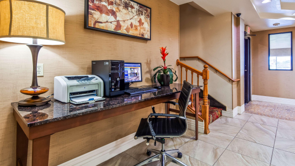 أفضل العروض ل Best Western Parsons Inn بارسونس 