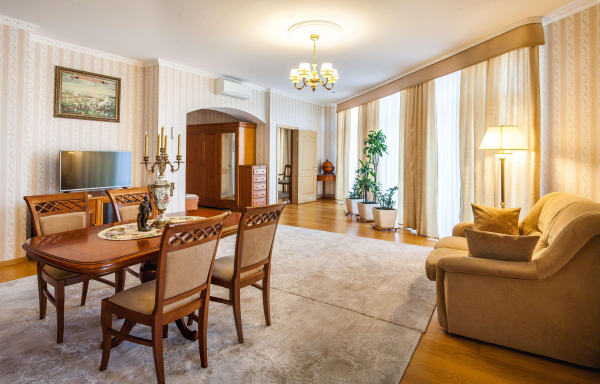 أفضل العروض ل فندق بالازو برمير بولتافا