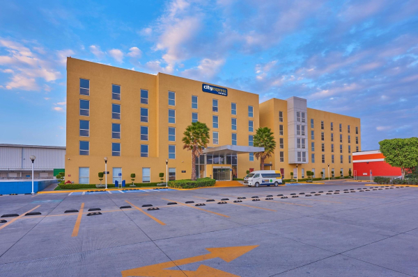 Best offers for City Express CDMX Plaza Central 