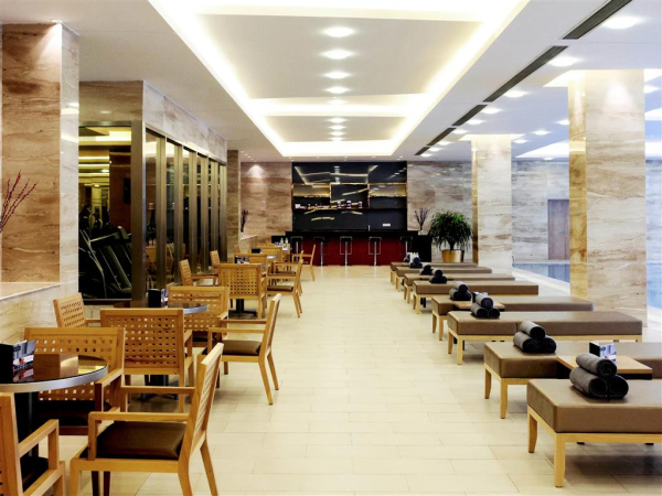 أفضل العروض ل Pullman Linyi Lushang لينيي