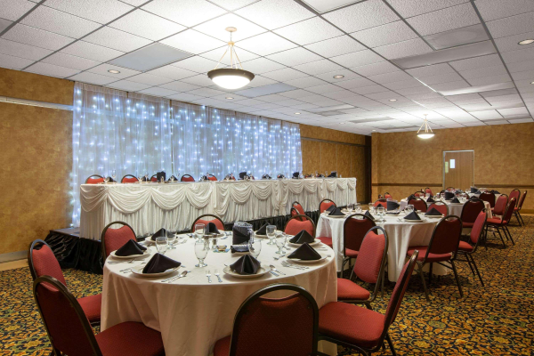 Best offers for Ramada by Wyndham Marshall Marshall