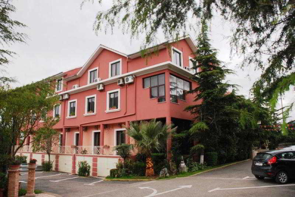 أفضل العروض ل انيفرس إلباسان