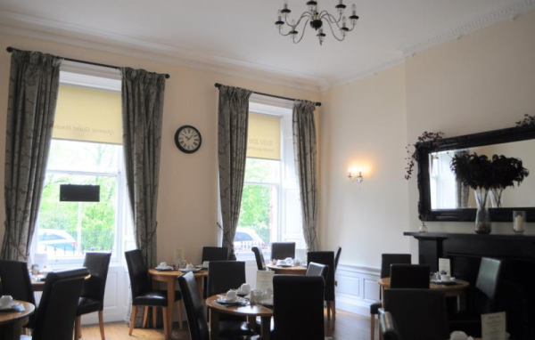 أفضل العروض ل كوينز جيست هاوس إدينبارف سيتي تشامبر