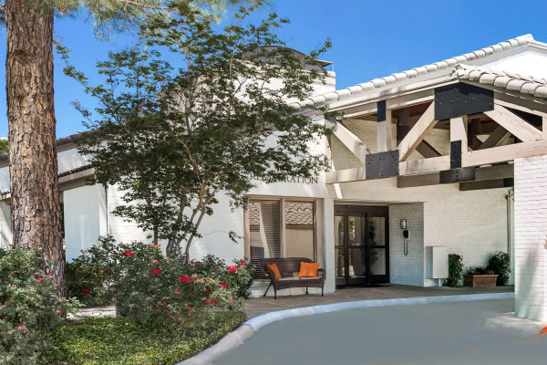 أفضل العروض ل هوثورن سويتس باى ويندهامارلينجتون/دفو ساوذ دالاس 