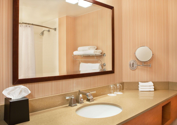 Best offers for DoubleTree by Hilton Burlington Vermont Burlington City