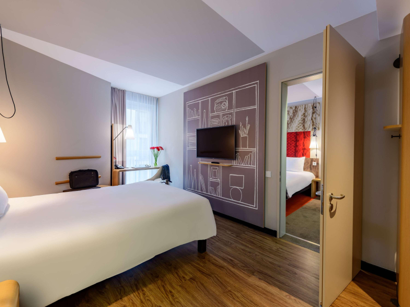 Best offers for ibis Berlin Hauptbahnhof Berlin