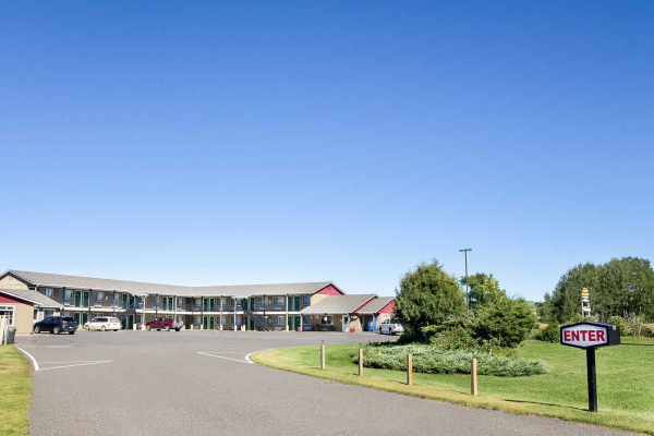 Best offers for Rodeway Inn Pine River Brainerd