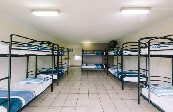 Best offers for Beaches Backpackers Airlie Beach Great Barrier Reef