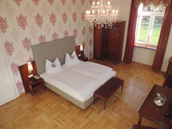 Best offers for Kaiser Franz Josef Bad Kleinkirchheim