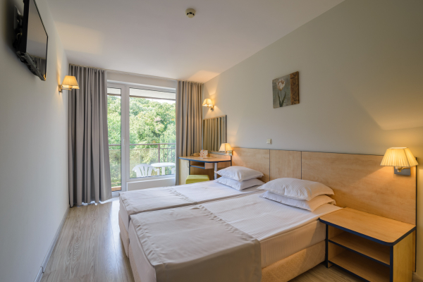 Best offers for Madara Golden Sands