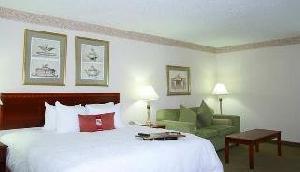 Hampton Inn Orlando-International Airport