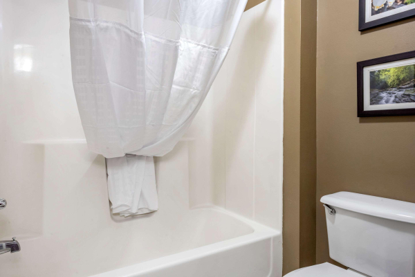 Best offers for Comfort Inn Meadowlands Washington 