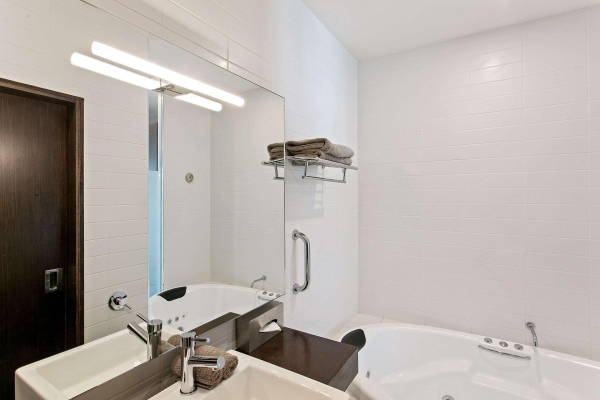 Best offers for Quality Inn Heritage on Lydiard Shepparton