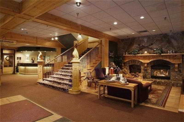 Best offers for White Pine Lodge Schweitzer Mountain