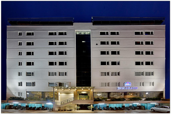 أفضل العروض ل بست وسترن سفن جراند كاكينادا