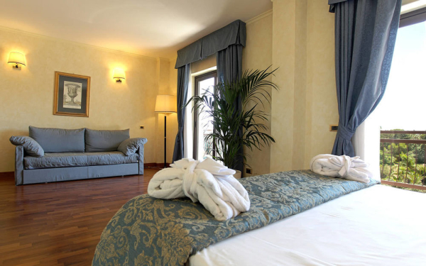 Best offers for Della Valle Trapani