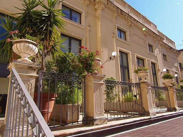 أفضل العروض ل Hotel Villa Cibele تراباني