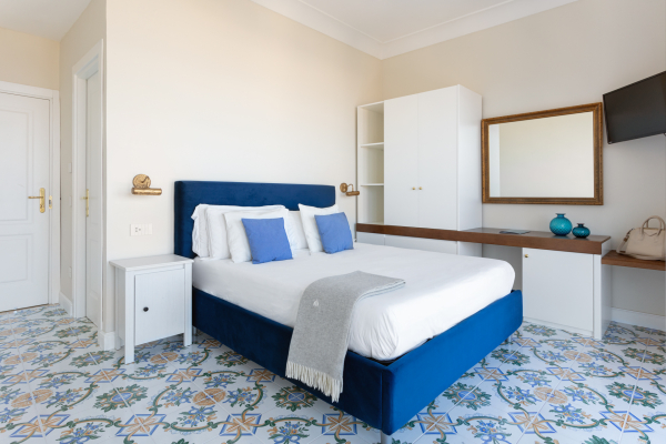 أفضل العروض ل فندق ايكسبرينس بوتيك - فيلا سيمينو شاطى نابولى