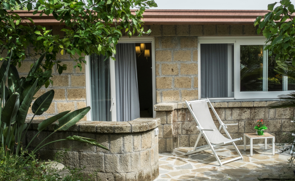 أفضل العروض ل منتجعال روستو شاطى نابولى