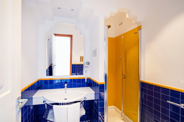 أفضل العروض ل  شاطى نابولى