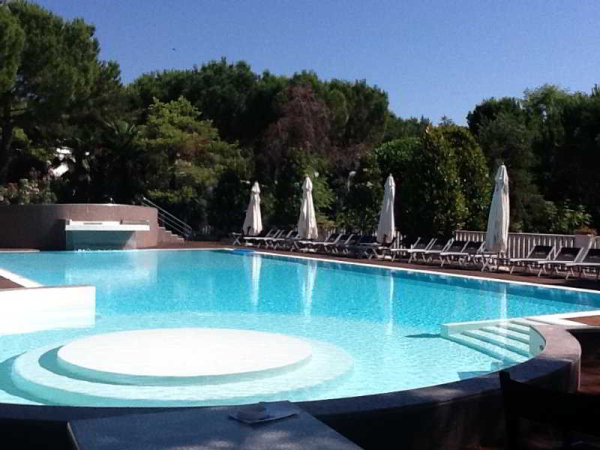 أفضل العروض ل فيلاججىو لا بسكاكيا ريميني