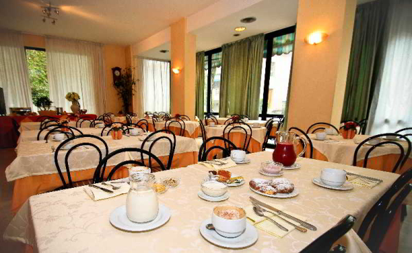 أفضل العروض ل فندق  اتريام ريميني