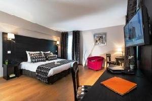 Seven Urban Suites Nantes Centre