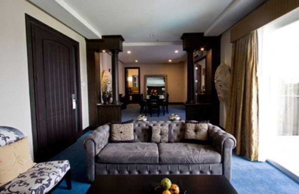 Best offers for Lewis Grand Hotel Angeles