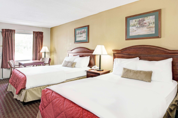 أفضل العروض ل Ramada by Wyndham Walterboro والتربورو 