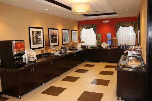 أفضل العروض ل هامبتونان جريتشو - وستباري نيويورك