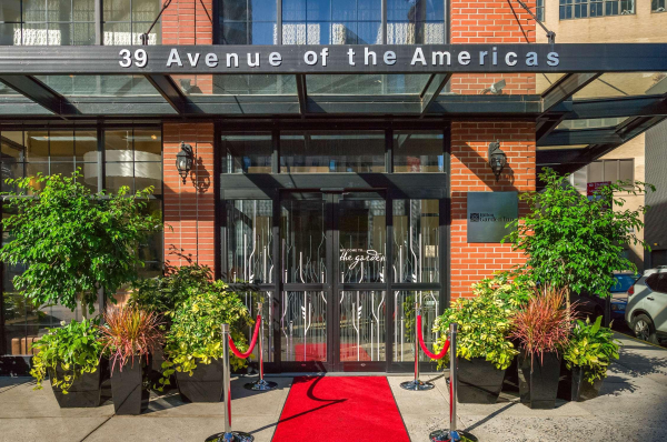 Best offers for Hilton Garden Inn New York/Tribeca New York