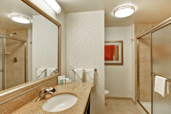 أفضل العروض ل هامبتونان تانخانوك تونخانوك